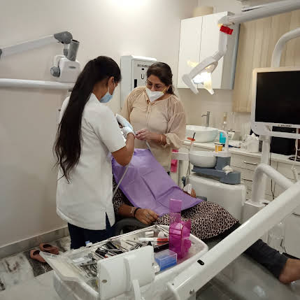 Dr Saumya - Signature Smiles